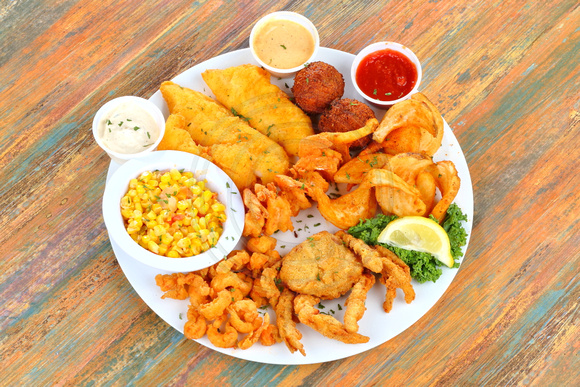 The Seafood Platter - The Crazy Cajun - Gulf Shores, AL!